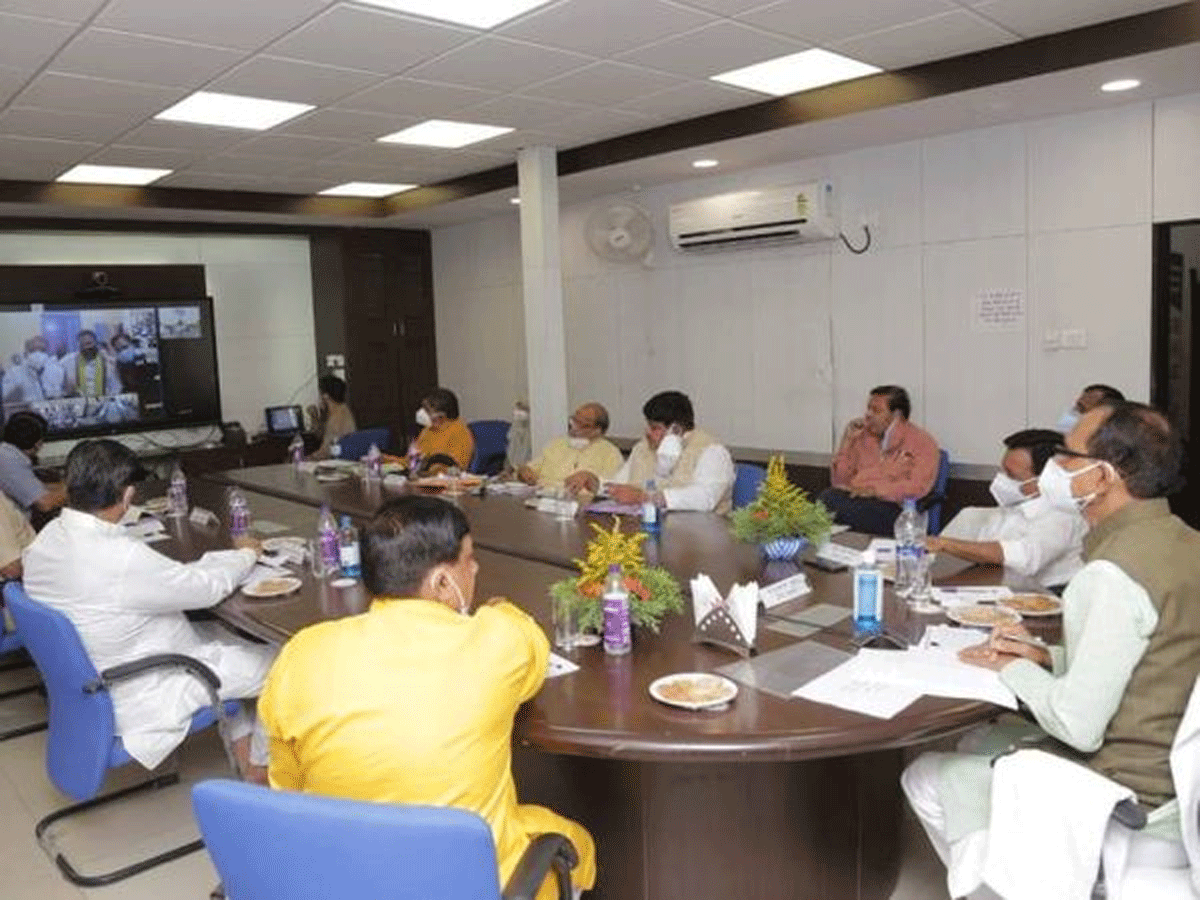 జూన్ 1 నుంచి లాక్‌డౌన్ ఎత్తివేత‌కు నిర్ణ‌యం