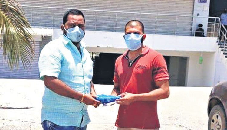 ఎమ్మెల్సీ కవిత ఆపన్న హస్తం