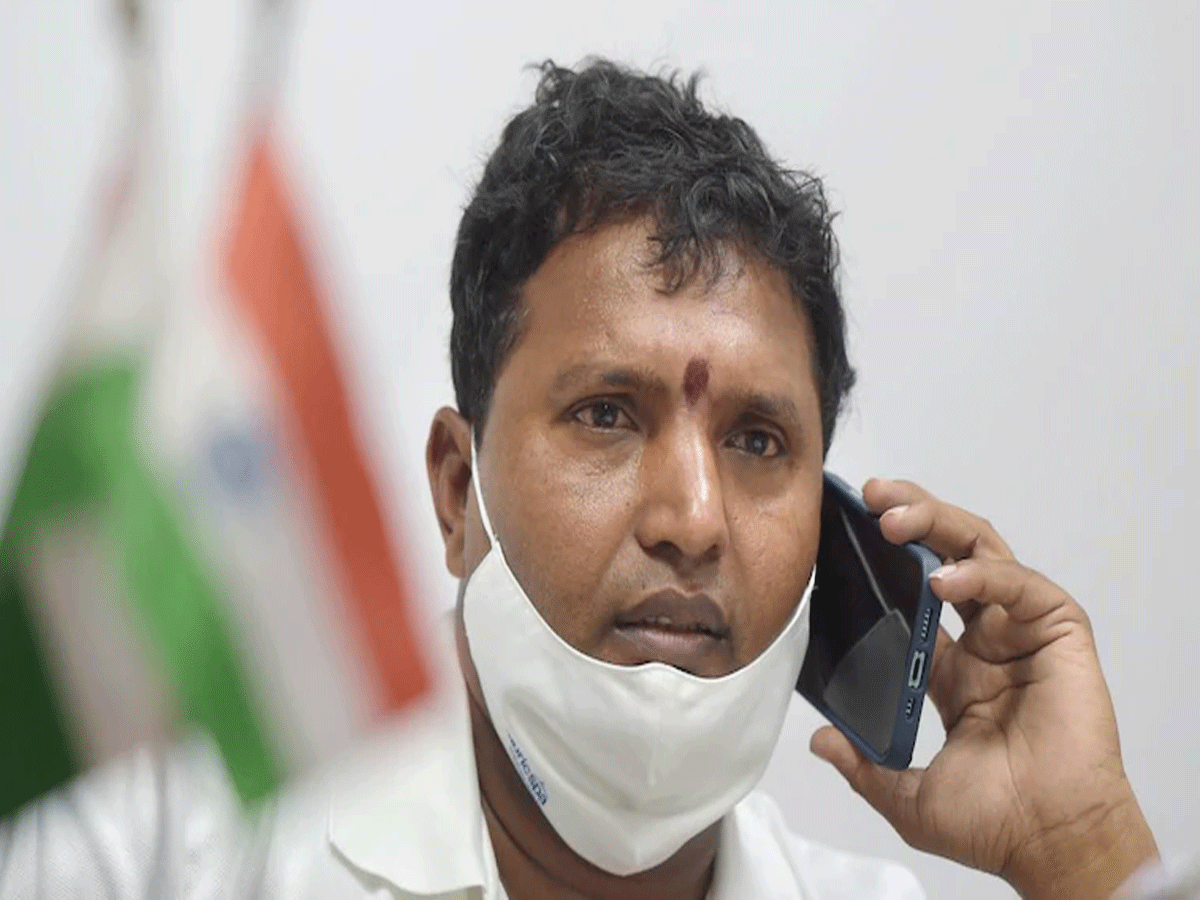 యూత్ కాంగ్రెస్ అధ్య‌క్షుడిపై క్రైమ్ బ్రాంచ్ క‌న్ను