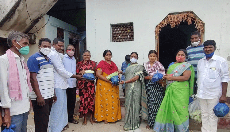 పజలకు టీఆర్‌ఎస్‌ అండ