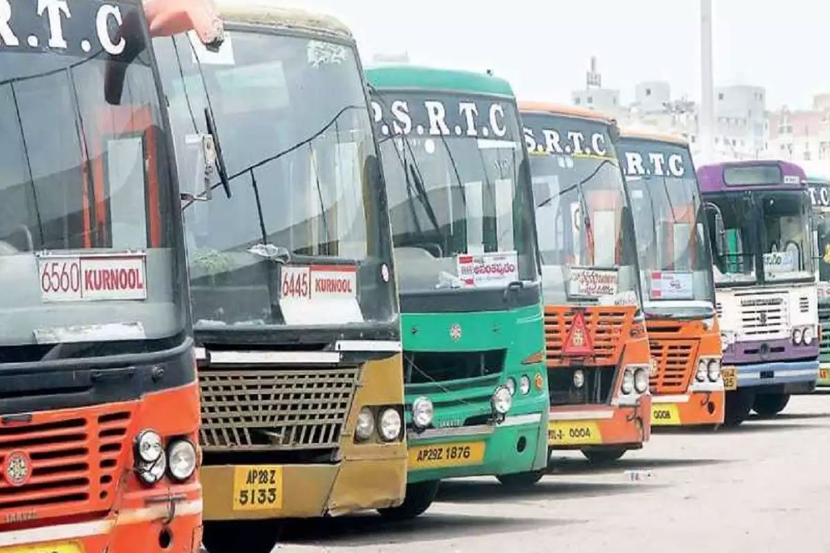 Curfew Effect | ఏపీఎస్ఆర్టీసీలో ముందస్తు రిజర్వేషన్లు రద్దు