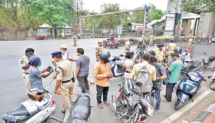 అన్నీ అబద్ధాలే..!
