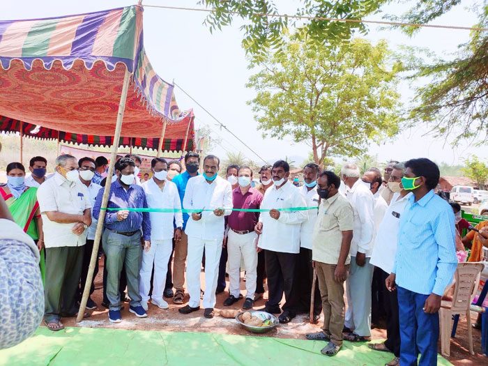 పంట వద్దకే కొనుగోలు కేంద్రాలు