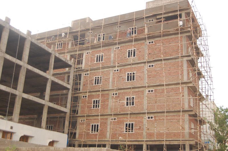 నిర్మాణ వ్యయం.. ఇంకొంచెం భారం