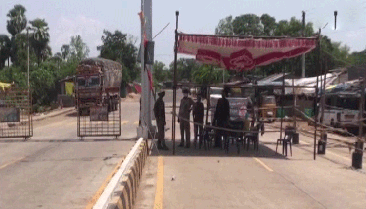 ఏపీలో విజృంభిస్తున్న క‌రోనా.. స‌రిహ‌ద్దుల‌ను మూసివేసిన ఛ‌త్తీస్‌గ‌ఢ్‌