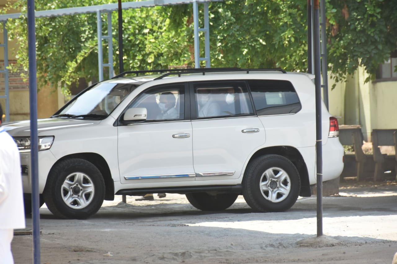 వ‌రంగ‌ల్‌కు చేరుకున్న సీఎం కేసీఆర్