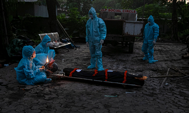 మ‌హ‌మ్మారి మ‌ర‌ణ మృదంగం.. వ‌రుస‌గా రెండో రోజూ 4 వేల‌కుపైగా మృతులు