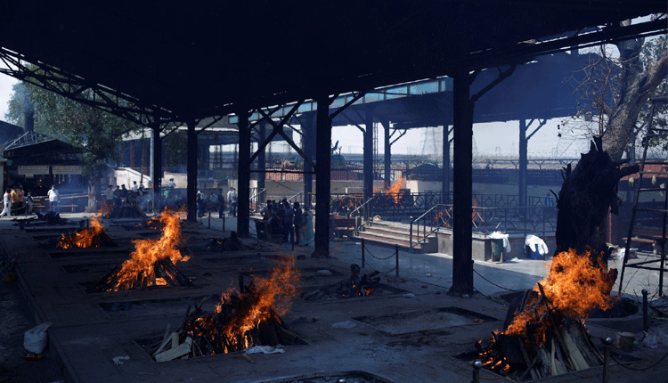 ఒకేరోజు 4 వేల‌కుపైగా మ‌ర‌ణాలు.. అమెరికా, బ్రెజిల్ త‌ర్వాత భార‌త్‌లోనే