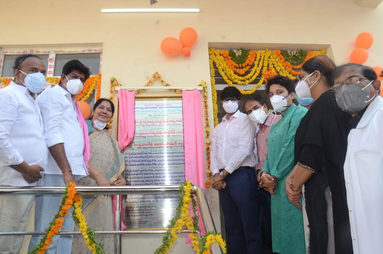 మ‌హ‌బూబాబాద్ జిల్లాలో 40 ప‌డ‌క‌ల కొవిడ్ వార్డు ప్రారంభం