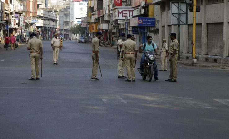 ఆంధ్ర‌ప్ర‌దేశ్‌లో ఎల్లుండి నుంచి పగలు క‌ర్ఫ్యూ..