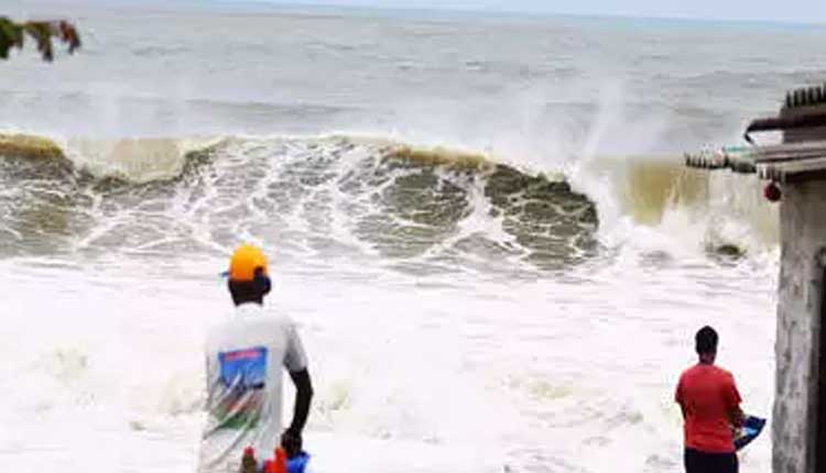 తౌటే తాకిడి త‌గ్గ‌క‌ముందే ముంచుకొస్తున్న యాస్‌ తుఫాన్..!