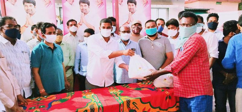 నేనున్నా.. అధైర్యపడొద్దు