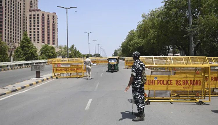 ఢిల్లీలో లాక్‌డౌన్ మ‌రో వారం పొడిగింపు