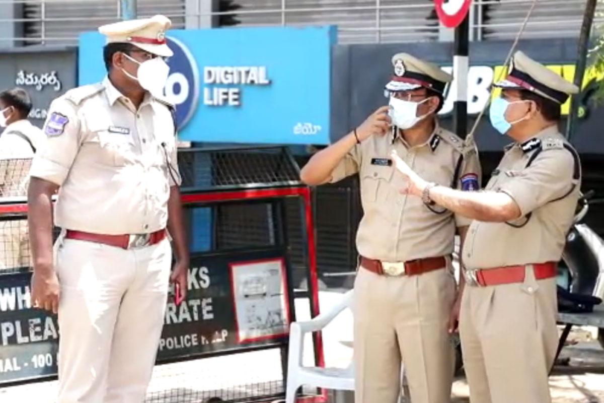 లాక్‌డౌన్‌ను మరింత పకడ్బందీగా అమలు చేయాలి : డీజీపీ