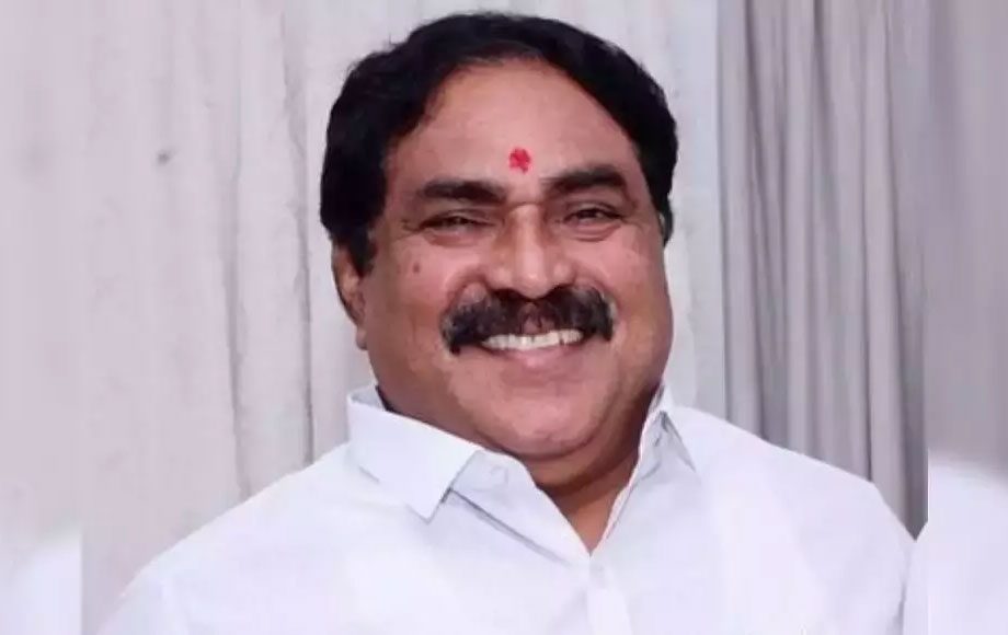 న‌ర్సుల సేవ‌లు మ‌రువ‌లేనివి : మంత్రి ఎర్ర‌బెల్లి