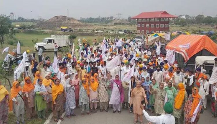 పంజాబ్‌లో రైతుల నిర‌స‌న‌.. ప‌లు వాహ‌నాల్లో ఢిల్లీ స‌రిహ‌ద్దుకు