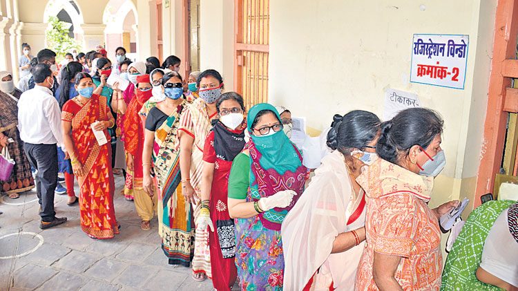 సూపర్‌ స్ప్రెడర్‌లపై దృష్టి