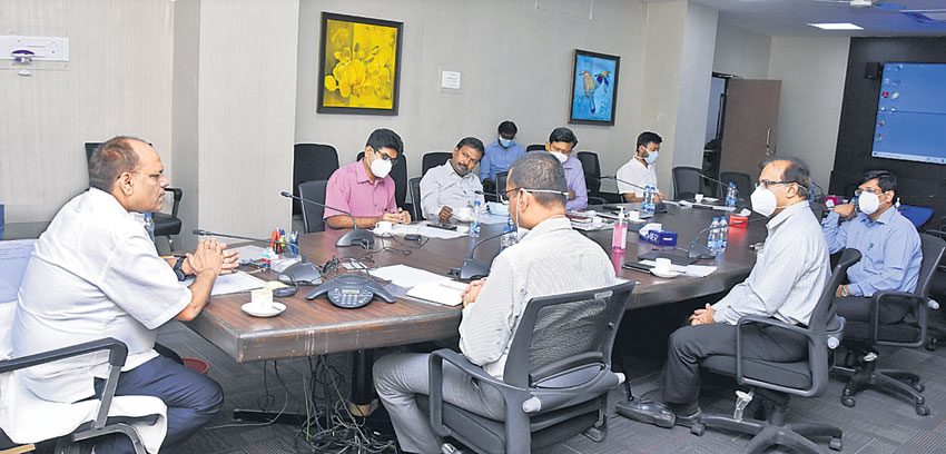 జీహెచ్‌ఎంసీలో ఇంటికే వైద్యబృందాలు