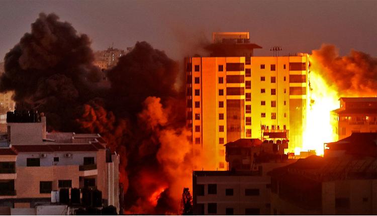 పాలస్తీనా – ఇజ్రాయెల్‌ మధ్య తగ్గని ఉద్రిక్తతలు.. దాడుల్లో 72 మంది మృతి