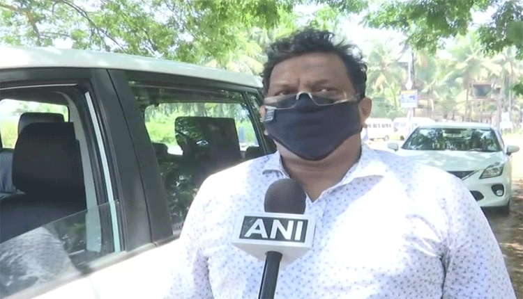 గోవాలో క‌రోనా ప‌రిస్థితి దారుణం.. లాక్‌డౌన్ పొడిగించాల‌ని సీఎంను కోరుతా: మంత్రి