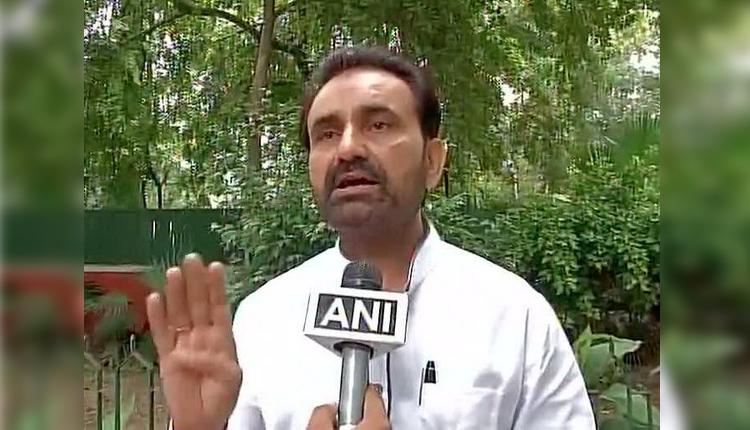 టీకాల్లో ‘ఇండియా ఫస్ట్‌’ విధానం ఏమైంది : కాంగ్రెస్‌ నేత