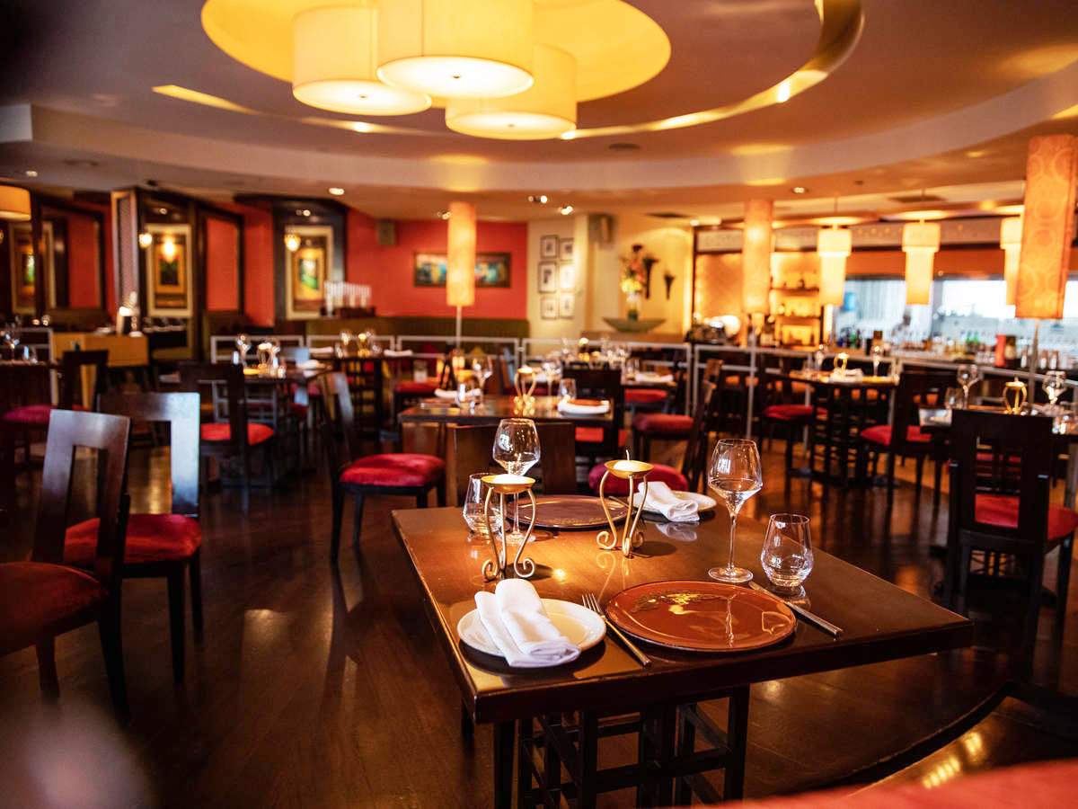 కొవిడ్ దెబ్బ: ఆతిథ్య రంగానికి రూ.1.30 ల‌క్ష‌ల కోట్ల న‌ష్టం!!