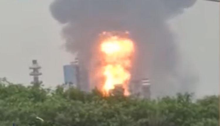 విశాఖ హెచ్‌పీసీఎల్‌ లో భారీ అగ్నిప్రమాదం