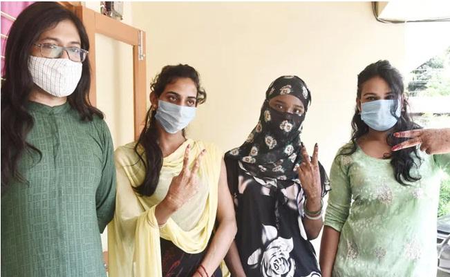 అస్సాంలో హిజ్రాల కోసం ప్రత్యేక టీకా డ్రైవ్