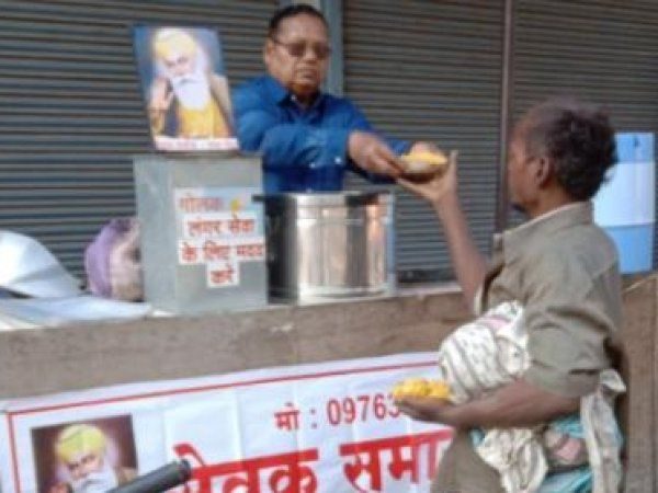 విప‌త్తు వేళ అన్నార్తుల‌కు ఆస‌రాగా..