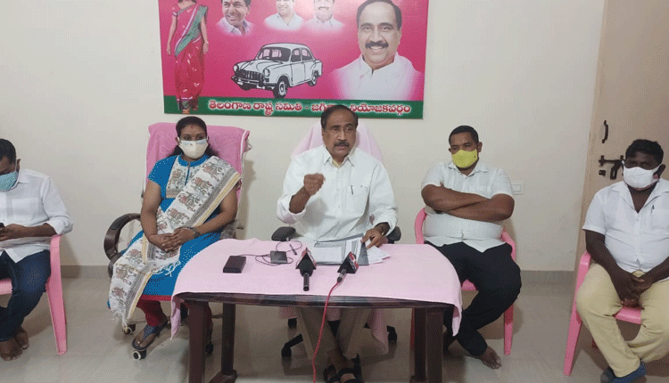 ప్రచారం కోసమే అర్వింద్‌ ప్రయత్నం