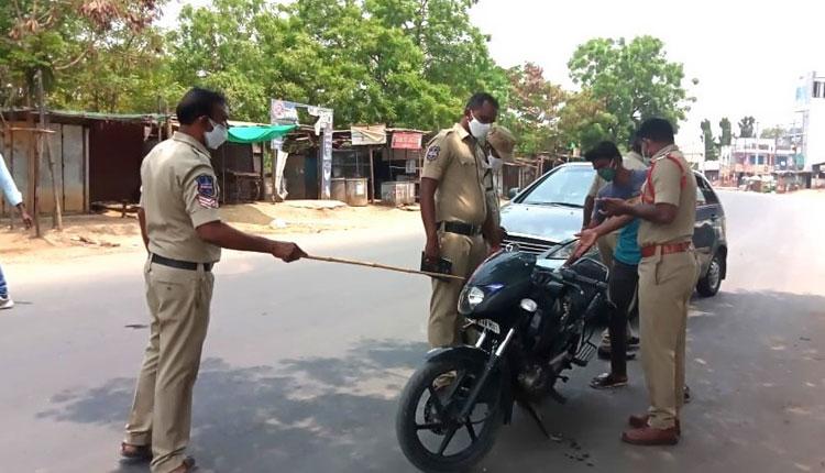 స్వచ్ఛందంగా బంద్‌