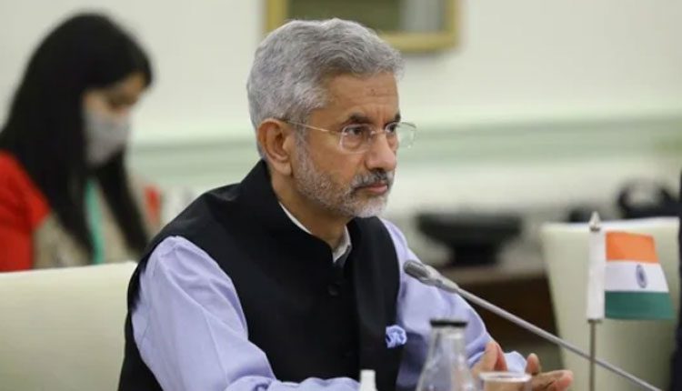 జీ 7 స‌దస్సుకు హాజ‌రైన భార‌త  ప్ర‌తినిధుల్లో ఇద్దరికి క‌రోనా