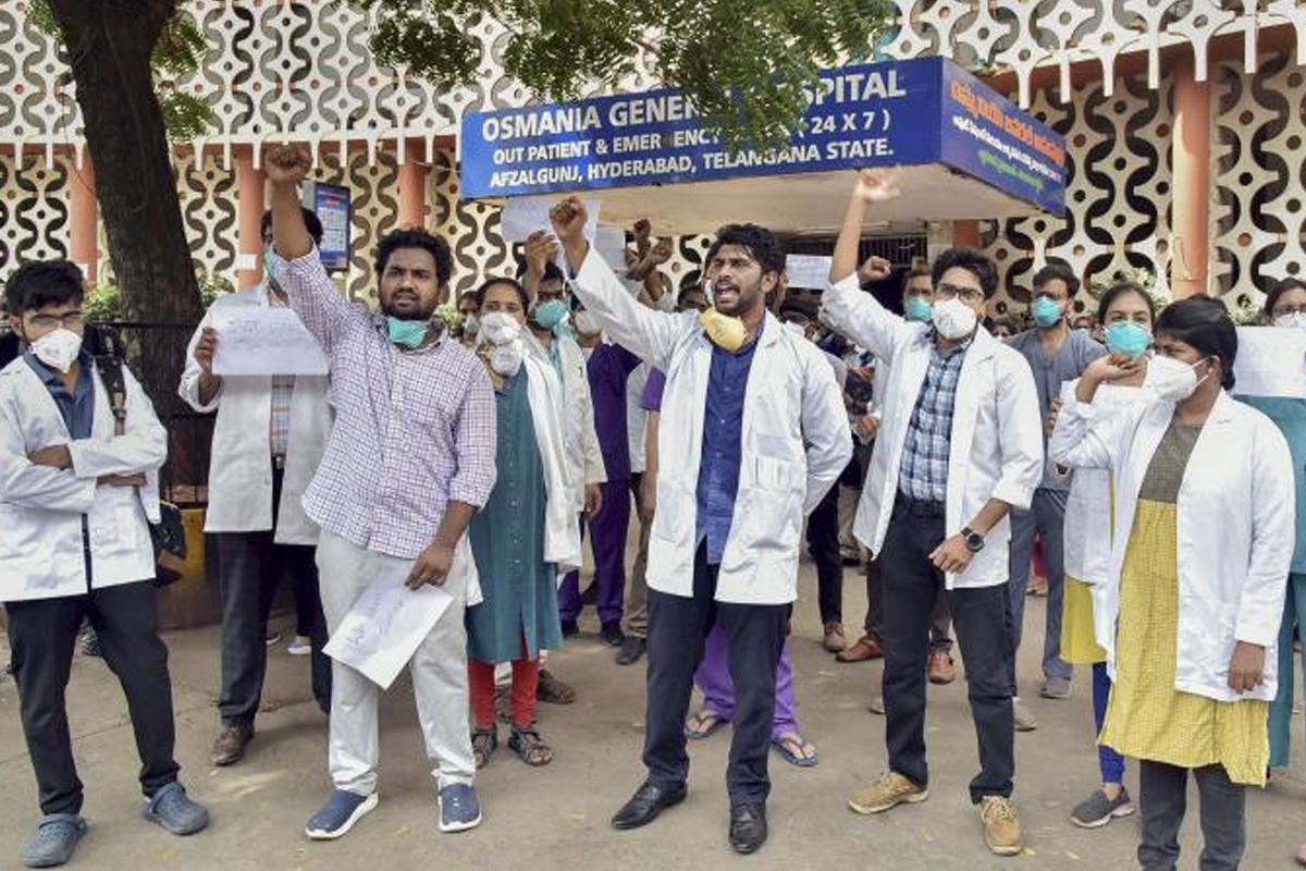 రాష్ట్రంలో సమ్మె విరమించిన జూనియర్‌ డాక్టర్లు
