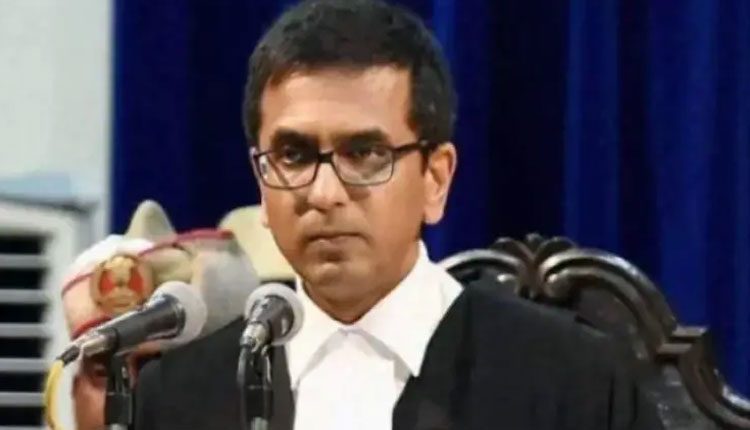 సుప్రీంకోర్టు న్యాయమూర్తి జస్టిస్ డి.వై.చంద్రచూడ్‌కు క‌రోనా