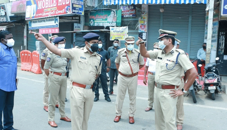 పకడ్బందీగా లాక్‌డౌన్‌ అమలు