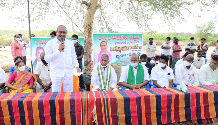 ప్రతి గింజనూ కొనుగోలు చేస్తాం: రాములునాయక్‌