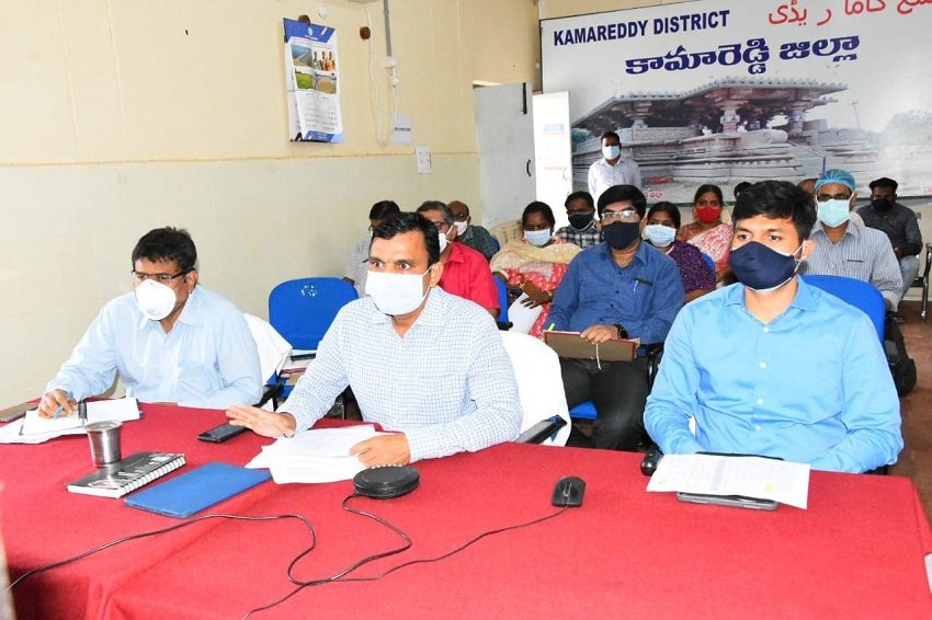 కొవిడ్‌ కంట్రోల్‌ రూం ఏర్పాటు