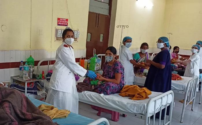 మానవతామూర్తులు నర్సులు