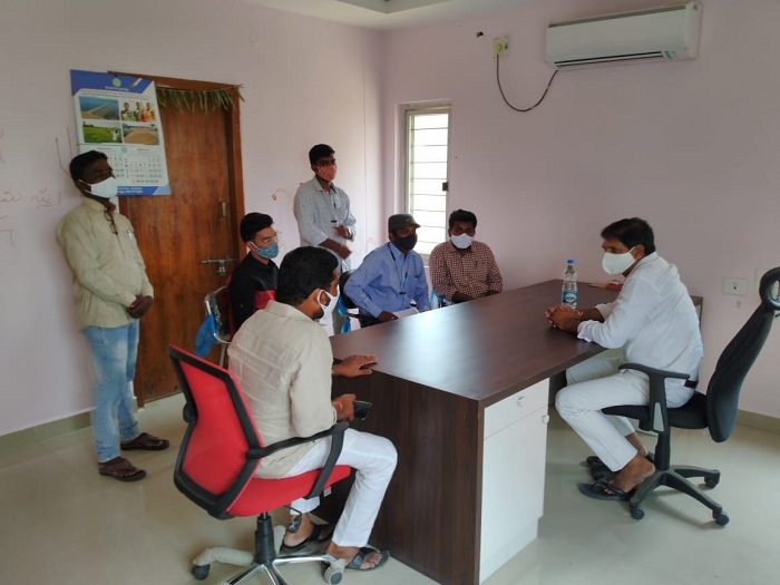 అసంపూర్తి పనులను వెంటనే పూర్తి చేయాలి