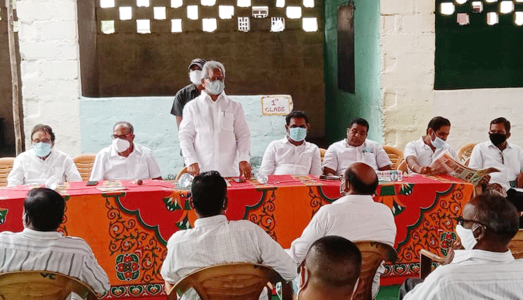 టీఆర్‌ఎస్‌ వెంటే ఉంటాం