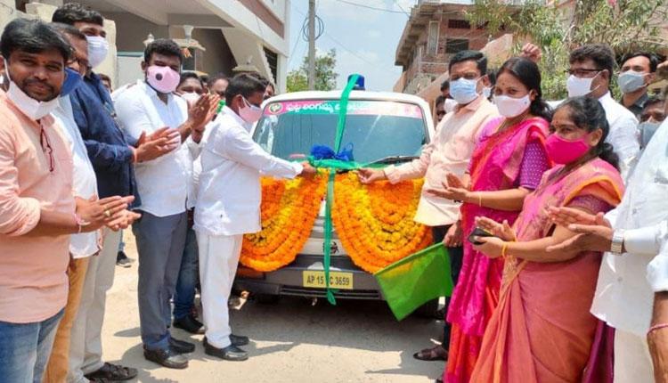 ఆపదలో ఆదుకునేందుకే కేటీఆర్‌ కొవిడ్‌ హెల్ప్‌ లైన్‌