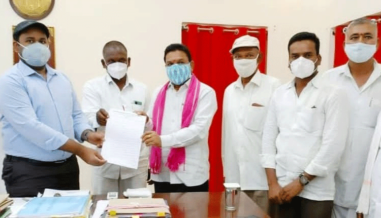 మిల్లర్ల ఆగడాలను అరికట్టాలి