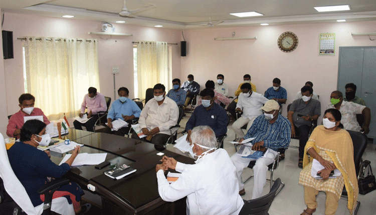 ధాన్యాన్ని రైస్‌ మిల్లులకు తరలించాలి