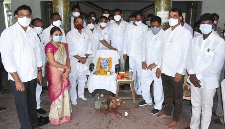 భగీరథుడి స్ఫూర్తితో ఇంటింటికీ శుద్ధజలం