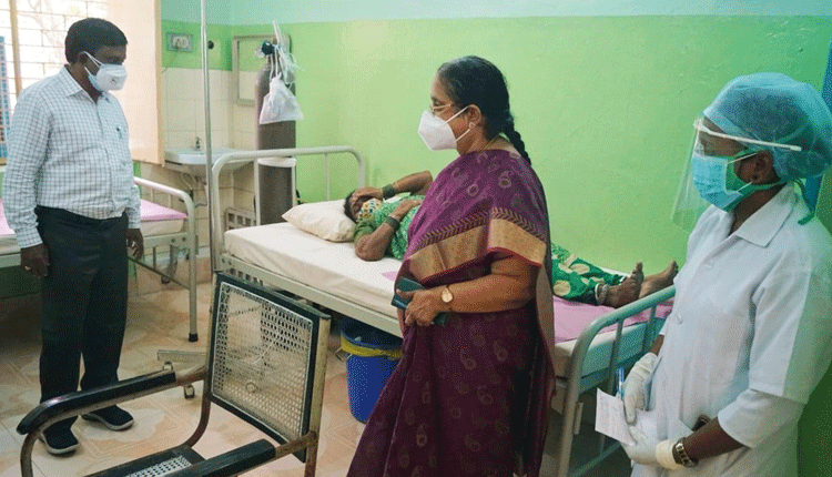 కార్మికుల ఆరోగ్యంపై యాజమాన్యం ప్రత్యేక శ్రద్ధ