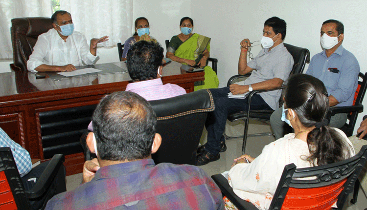 కరోనా నియంత్రణలో భాగస్వాములు కావాలి