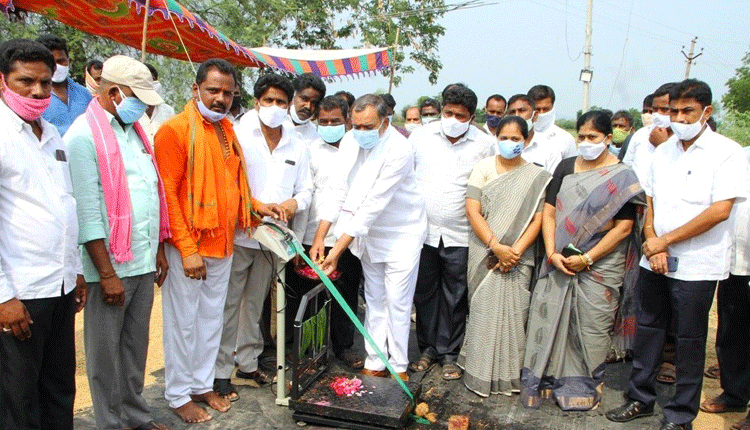 రైతులకు అండగా ప్రభుత్వం