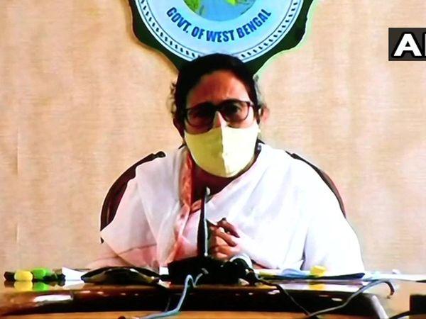 ప్ర‌ధానితో భేటీ : సీఎంల స్థాయి దిగ‌జార్చార‌ని దీదీ ఫైర్!