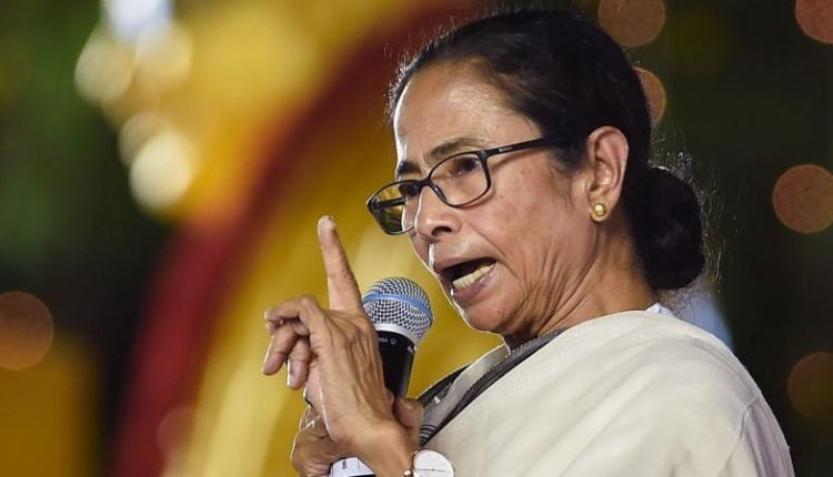 వైర‌ల్ అవుతున్న 1980నాటి మ‌మ‌తా బెన‌ర్జీ ఫొటో