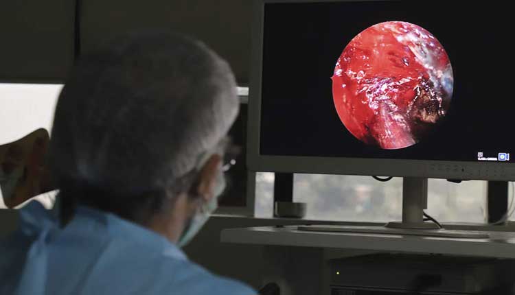 యెల్లో, బ్లాక్, వైట్ ఫంగ‌స్‌లు సోకిన వ్య‌క్తి మృతి..!